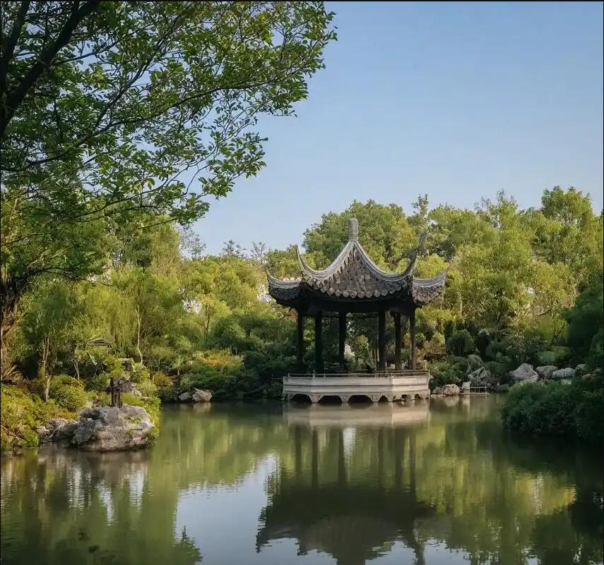 鹤庆县含玉餐饮有限公司